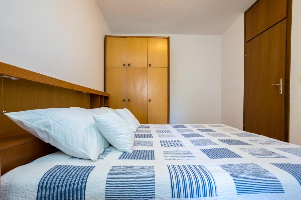 Apartment Jakovac By El-Pi Tours Njivice Eksteriør bilde